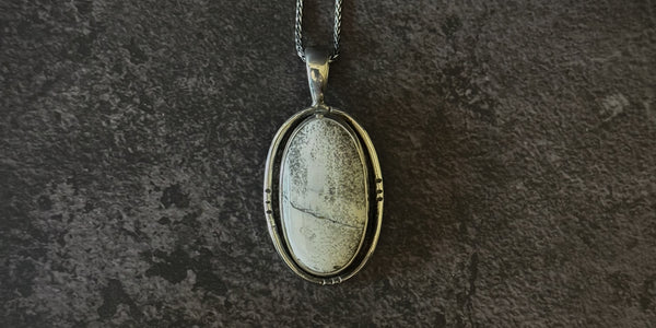 WHITE BUFFALO NECKLACE