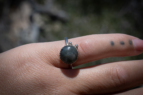 CATS EYE RING - 6