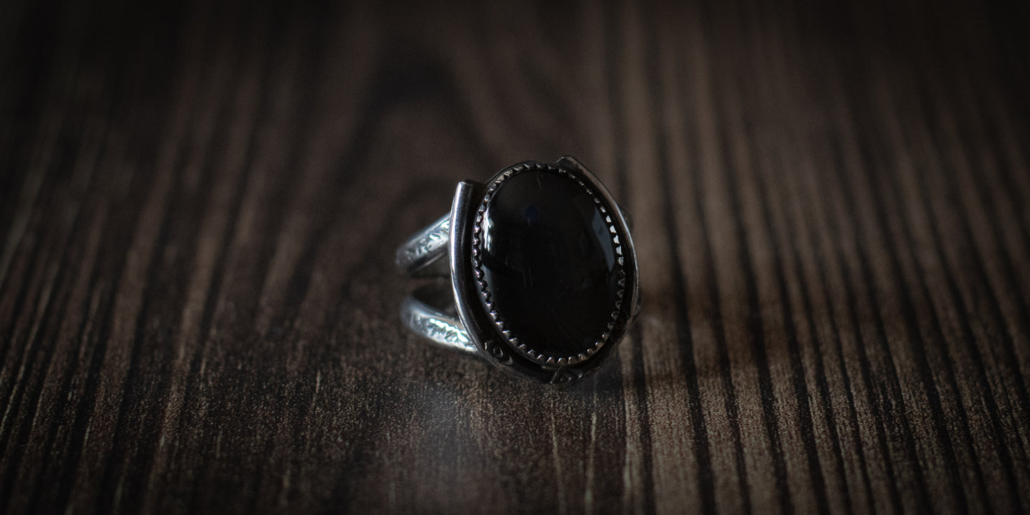 MOOD RING - 9.5