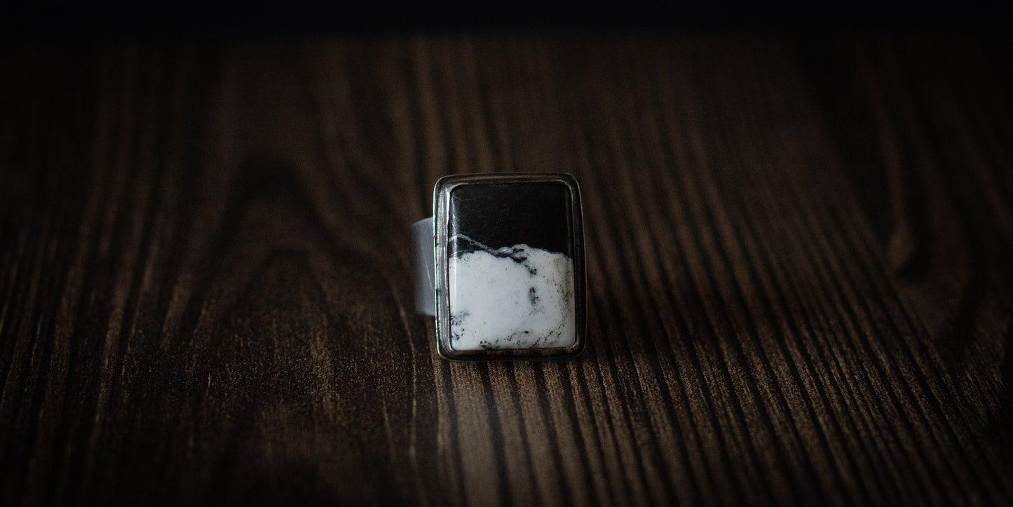 WHITE BUFFALO RING - 8.5