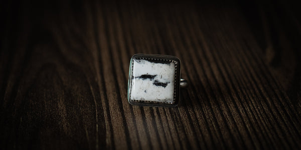 WHITE BUFFALO SQUARE RING -6