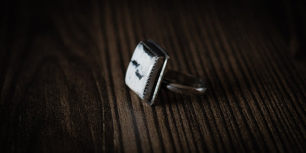 WHITE BUFFALO SQUARE RING -6