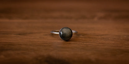 CATS EYE RING - 9.5