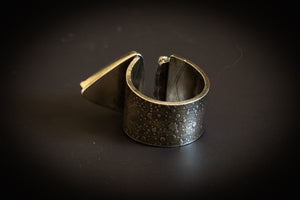 WHITE BUFFALO + TYRONE TURQUOISE FLOATING RING - 9.5