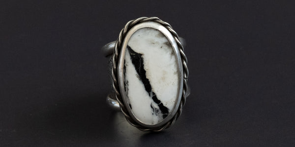 WHITE BUFFALO RING - 9