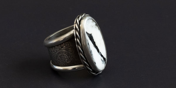 WHITE BUFFALO RING - 9