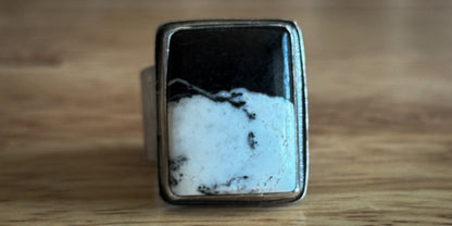 WHITE BUFFALO RING - 8.5