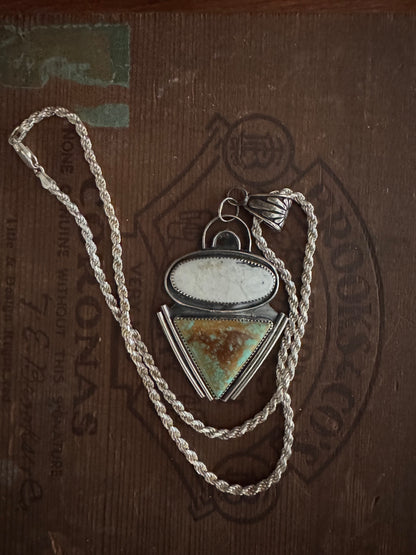 ROYSTON TURQUOISE + WHITE BUFFALO NECKLACE