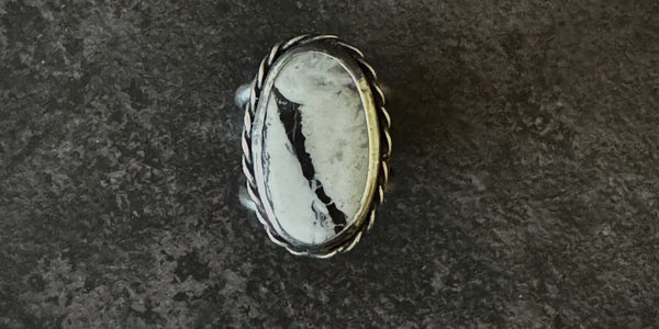 WHITE BUFFALO RING - 9