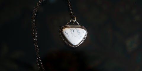 WHITE BUFFALO NECKLACE