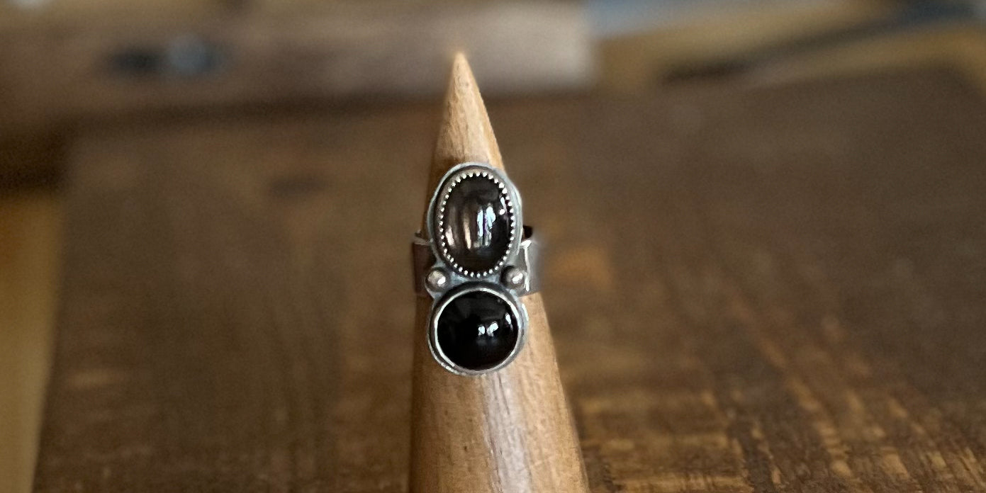 SMOKEY QUARTZ + ONYX RING - 7