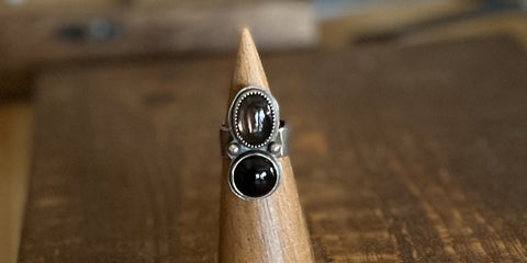 SMOKEY QUARTZ + ONYX RING - 7